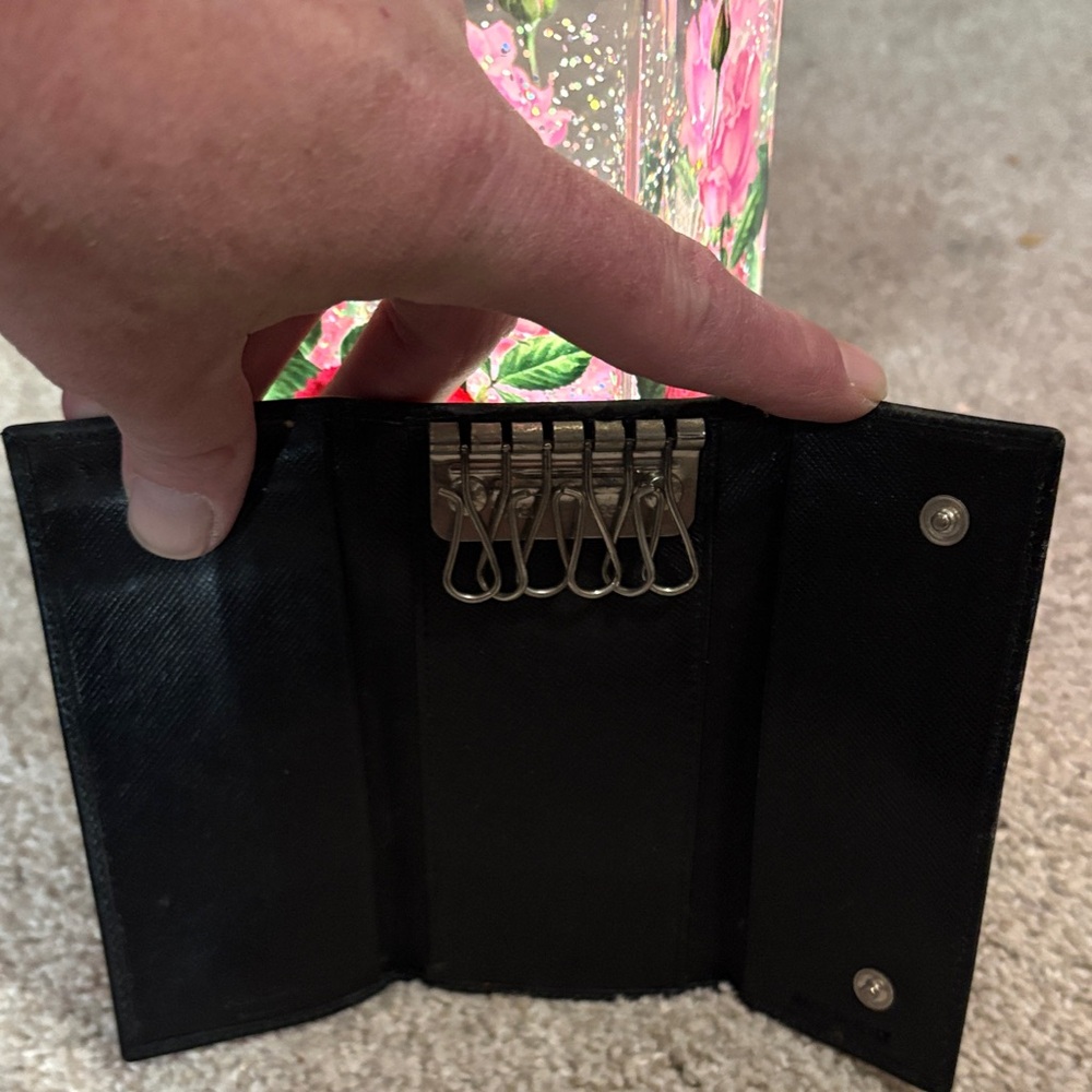 Prada Black Saffiano Leather Card Holder with Triangle Logo Plaque - Picture 4 of 12